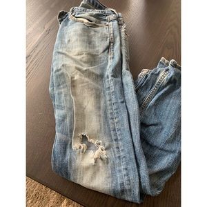 Men’s Ripped Jean